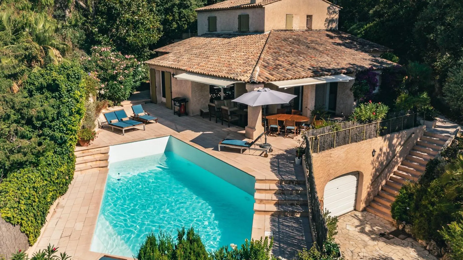 Villa Sainte Maxime 0*, Sainte-Maxime